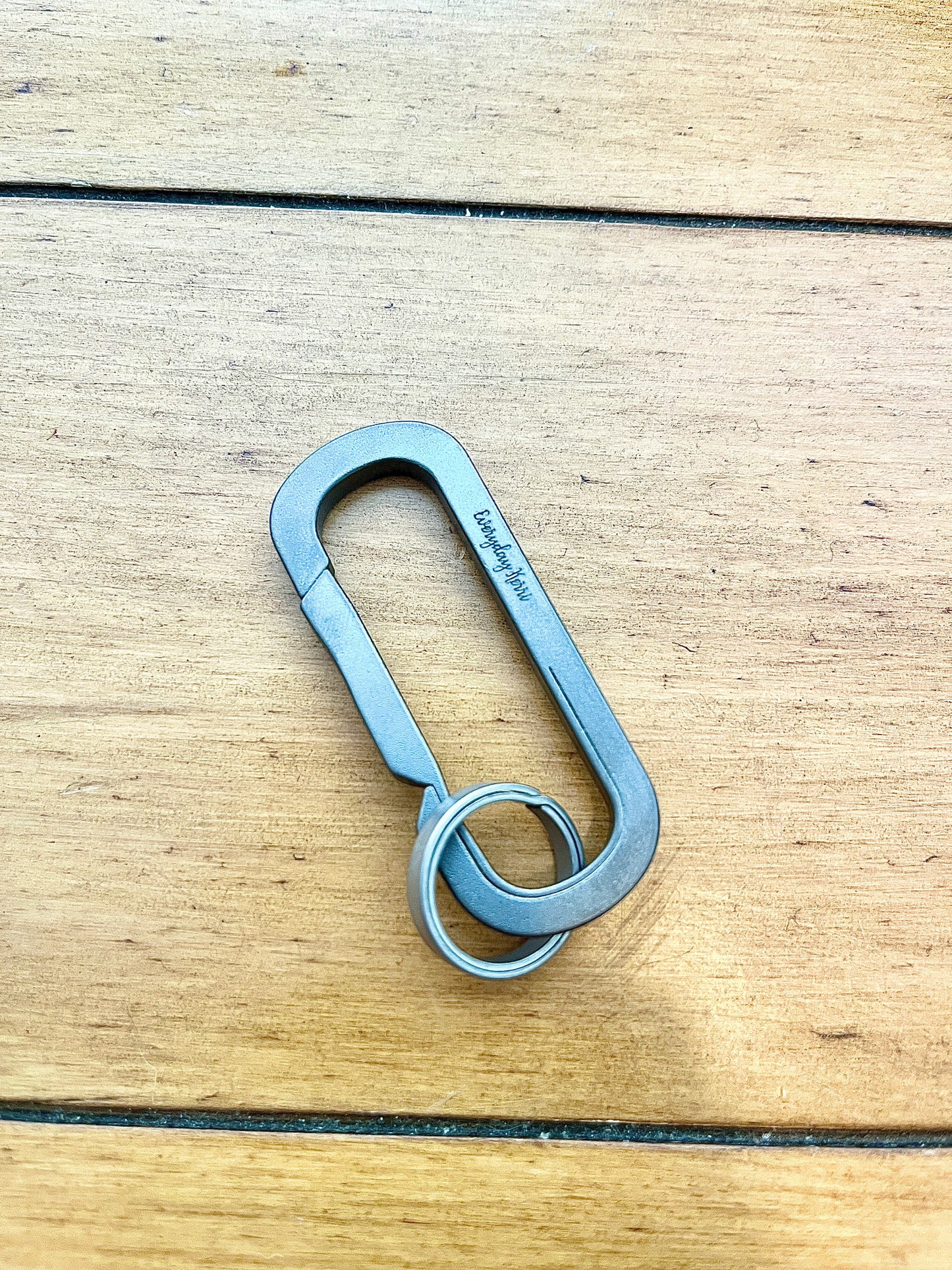Titanium Kerri-biner w/ Keyring