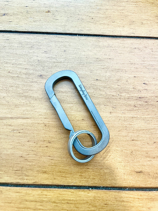 Titanium Kerri-biner w/ Keyring